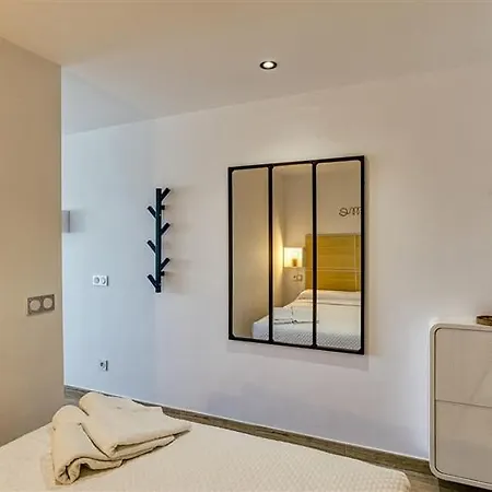 Sea-chic Apartment *